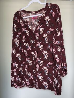 Downing Studio Floral V-Neck Blouse - Burgundy Pink 3X